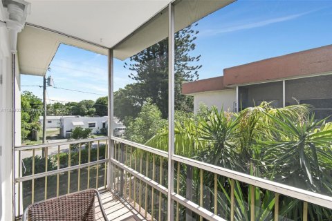 Купить кондоминиум в Халландейл-Бич, Флорида 2 спальни, 77.67м2, № 1962811 - фото 29