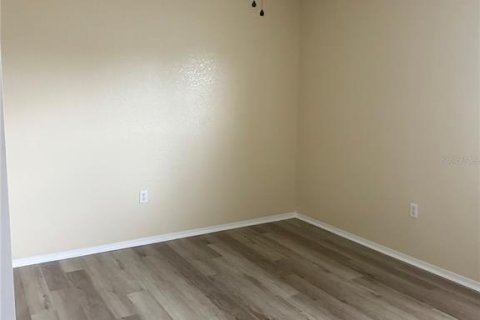 Casa en venta en Winter Haven, Florida, 3 dormitorios, 154.12 m2 № 1916094 - foto 18