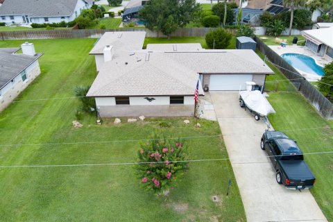 House in New Smyrna Beach, Florida 3 bedrooms, 182.27 sq.m. № 2207401
