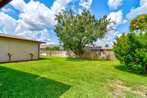 House in New Smyrna Beach, Florida 3 bedrooms, 182.27 sq.m. № 2207401 - photo 30