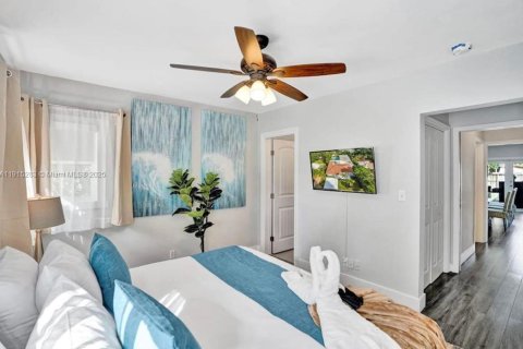 Villa ou maison à vendre à Hollywood, Floride: 6 chambres, 283.82 m2 № 1971302 - photo 22