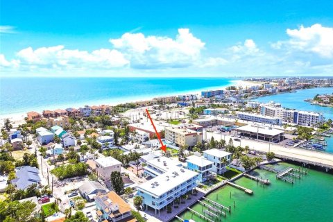 Land in Treasure Island, Florida № 1833612 - photo 1