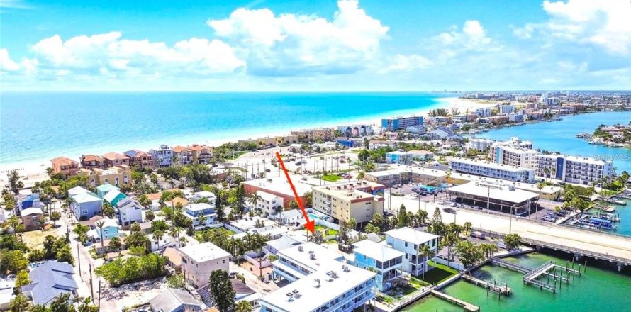 Land in Treasure Island, Florida № 1833612