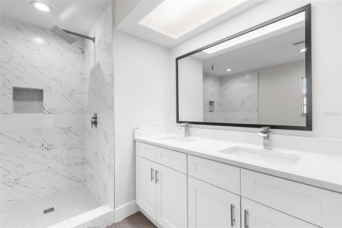Villa ou maison à vendre à Valrico, Floride: 4 chambres, 220.09 m2 № 1827175 - photo 25