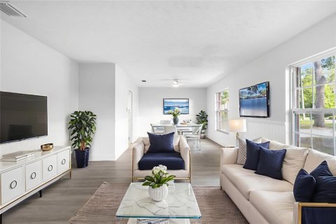 Villa ou maison à vendre à Valrico, Floride: 4 chambres, 220.09 m2 № 1827175 - photo 5