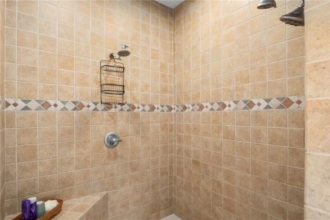 Купить виллу или дом в Дейд-Сити, Флорида 11 комнат, 259.48м2, № 1873078 - фото 19