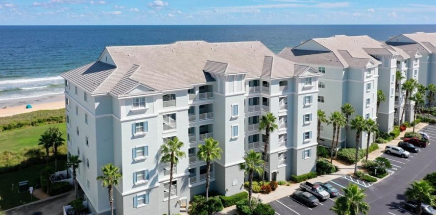 Condo in Palm Coast, Florida, 3 bedrooms № 1843000