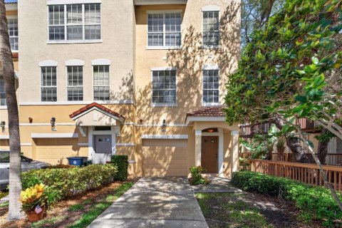 Touwnhouse à Tampa, Floride 3 chambres, 171.31 m2 № 2388949