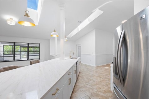 Villa ou maison à vendre à Port Charlotte, Floride: 6 chambres, 273.23 m2 № 2212181 - photo 10