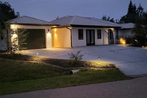 Villa ou maison à vendre à Port Charlotte, Floride: 6 chambres, 273.23 m2 № 2212181 - photo 4