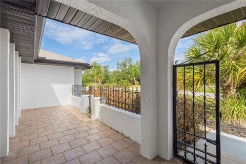 Villa ou maison à vendre à Port Charlotte, Floride: 6 chambres, 273.23 m2 № 2212181 - photo 6