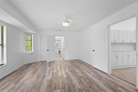 Villa ou maison à vendre à Port Charlotte, Floride: 6 chambres, 273.23 m2 № 2212181 - photo 15