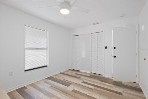Villa ou maison à vendre à Port Charlotte, Floride: 6 chambres, 273.23 m2 № 2212181 - photo 27