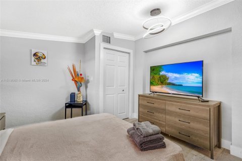 Casa en alquiler en Lauderdale-by-the-Sea, Florida, 4 dormitorios, 200.95 m2 № 1969609 - foto 26