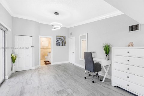 Casa en alquiler en Lauderdale-by-the-Sea, Florida, 4 dormitorios, 200.95 m2 № 1969609 - foto 25