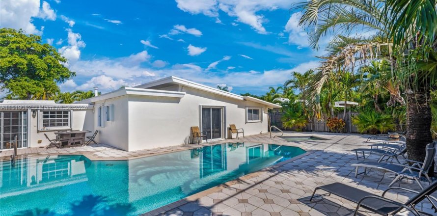 Casa en Lauderdale-by-the-Sea, Florida 4 dormitorios, 200.95 m2 № 1969609