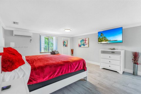 Casa en alquiler en Lauderdale-by-the-Sea, Florida, 4 dormitorios, 200.95 m2 № 1969609 - foto 28
