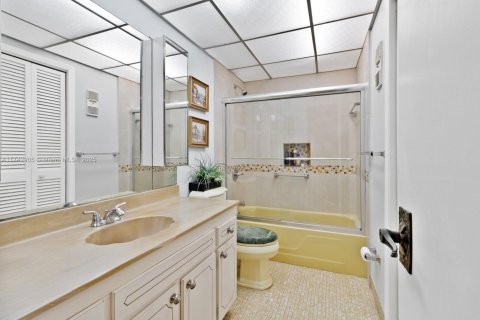 Купить кондоминиум в Майами, Флорида 2 спальни, 120.4м2, № 1862574 - фото 14