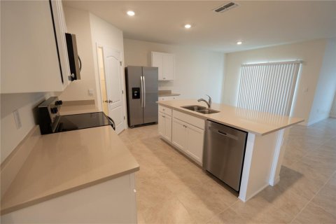 Villa ou maison à louer à Lake Wales, Floride: 4 chambres, 169.83 m2 № 2108552 - photo 25