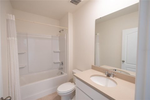 Villa ou maison à louer à Lake Wales, Floride: 4 chambres, 169.83 m2 № 2108552 - photo 8