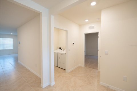 Villa ou maison à louer à Lake Wales, Floride: 4 chambres, 169.83 m2 № 2108552 - photo 16