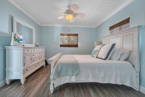 House in Tavernier, Florida 3 bedrooms, 92.9 sq.m. № 1937507 - photo 12