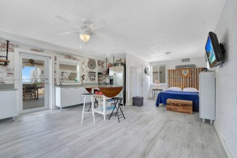 Casa en alquiler en Tavernier, Florida, 3 dormitorios, 92.9 m2 № 1937507 - foto 22