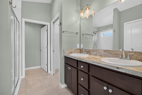 House in The Villages, Florida 2 bedrooms, 116.78 sq.m. № 2393475 - photo 8