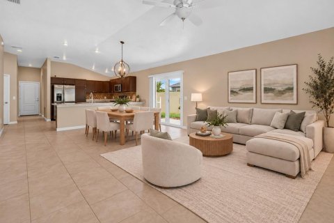 House in The Villages, Florida 2 bedrooms, 116.78 sq.m. № 2393475 - photo 3