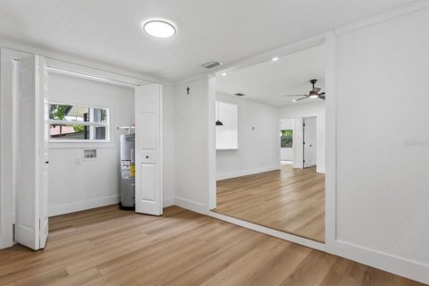 Casa en venta en Orlando, Florida, 3 dormitorios, 124.86 m2 № 2381043 - foto 12