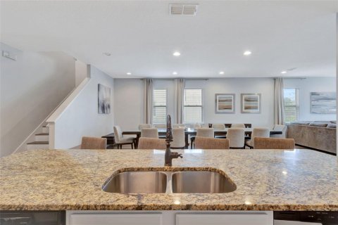 Villa ou maison à vendre à Kissimmee, Floride: 10 chambres, 435.06 m2 № 2308087 - photo 9