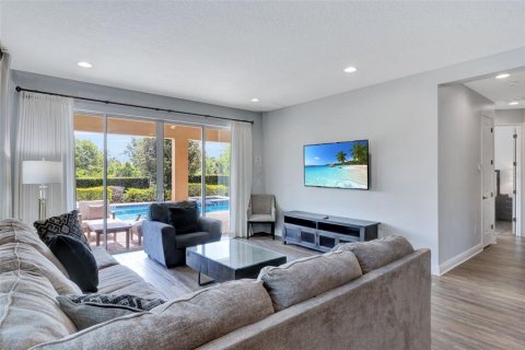 Villa ou maison à vendre à Kissimmee, Floride: 10 chambres, 435.06 m2 № 2308087 - photo 17
