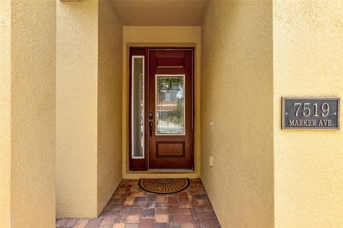 Villa ou maison à vendre à Kissimmee, Floride: 10 chambres, 435.06 m2 № 2308087 - photo 5