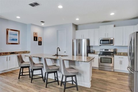 Villa ou maison à vendre à Kissimmee, Floride: 10 chambres, 435.06 m2 № 2308087 - photo 10