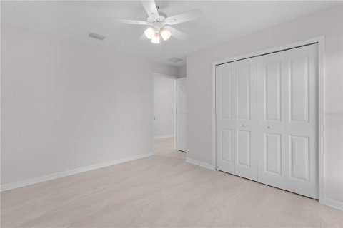Casa en venta en Wildwood, Florida, 3 dormitorios, 146.69 m2 № 2285637 - foto 19