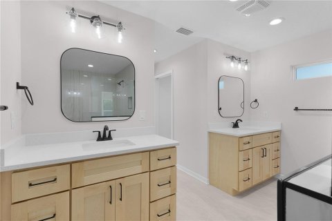 Casa en venta en Wildwood, Florida, 3 dormitorios, 146.69 m2 № 2285637 - foto 28
