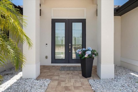 Casa en venta en Port Charlotte, Florida, 3 dormitorios, 155.89 m2 № 1780319 - foto 3
