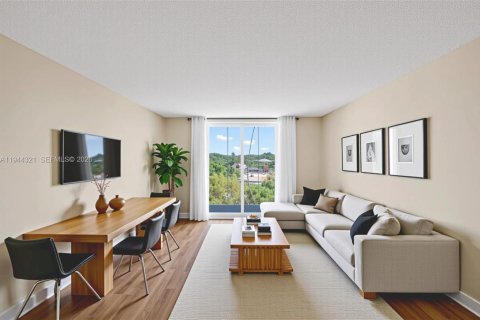 Condo in North Miami Beach, Florida, 1 bedroom № 2091076 - photo 2