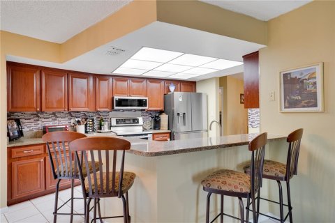 Casa en venta en Tampa, Florida, 3 dormitorios, 168.99 m2 № 1843324 - foto 11