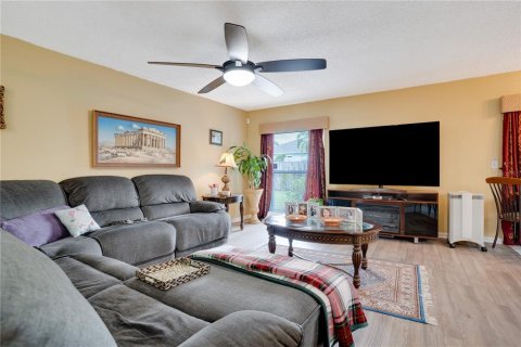 Casa en venta en Tampa, Florida, 3 dormitorios, 168.99 m2 № 1843324 - foto 7