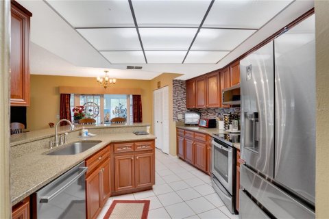 Casa en venta en Tampa, Florida, 3 dormitorios, 168.99 m2 № 1843324 - foto 14