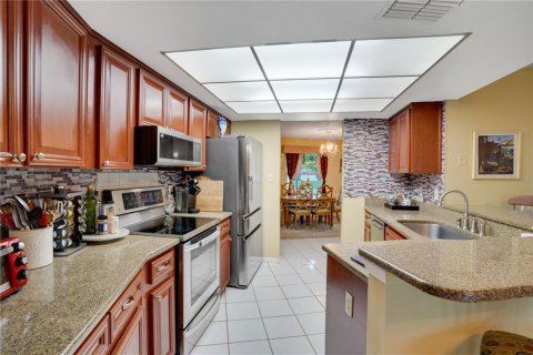 Casa en venta en Tampa, Florida, 3 dormitorios, 168.99 m2 № 1843324 - foto 12