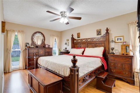 Casa en venta en Tampa, Florida, 3 dormitorios, 168.99 m2 № 1843324 - foto 18