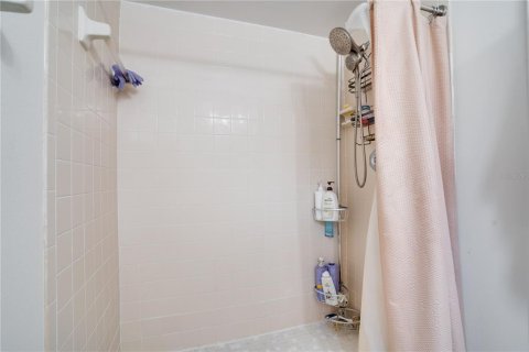 Casa en venta en Tampa, Florida, 3 dormitorios, 168.99 m2 № 1843324 - foto 22