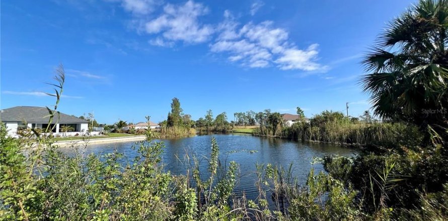 Terreno en Cape Coral, Florida № 2104224