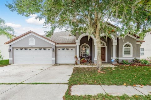 House in Land O' Lakes, Florida 4 bedrooms, 217.67 sq.m. № 1904084 - photo 1