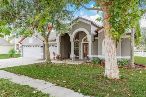 House in Land O' Lakes, Florida 4 bedrooms, 217.67 sq.m. № 1904084 - photo 2