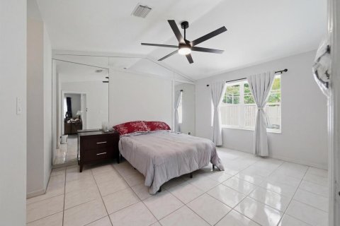 Villa ou maison à vendre à Sunrise, Floride: 3 chambres, 120.59 m2 № 2191578 - photo 13