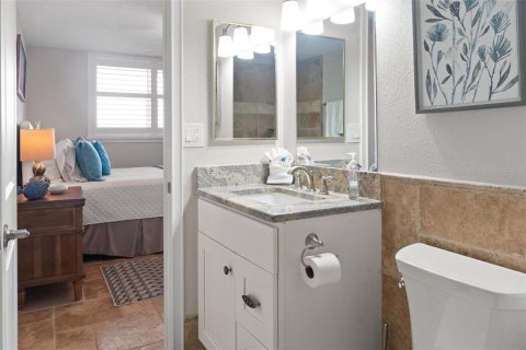 Condominio en venta en Madeira Beach, Florida, 2 dormitorios, 102.19 m2 № 2094514 - foto 23