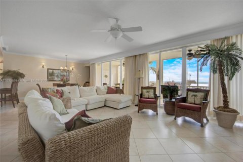 Condo in Islamorada, Village of Islands, Florida, 3 bedrooms  № 1814788 - photo 12